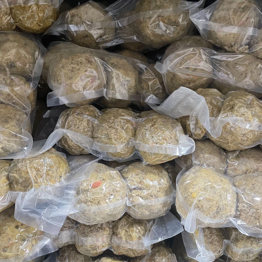 狗狗猫猫宠物杂粮丸子窝头