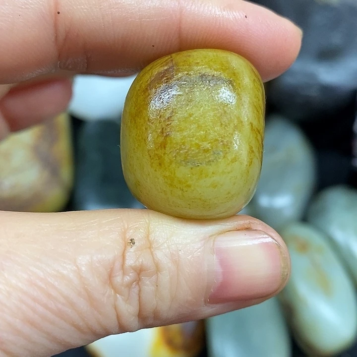 和田玉（糖玉）未镶嵌挂件