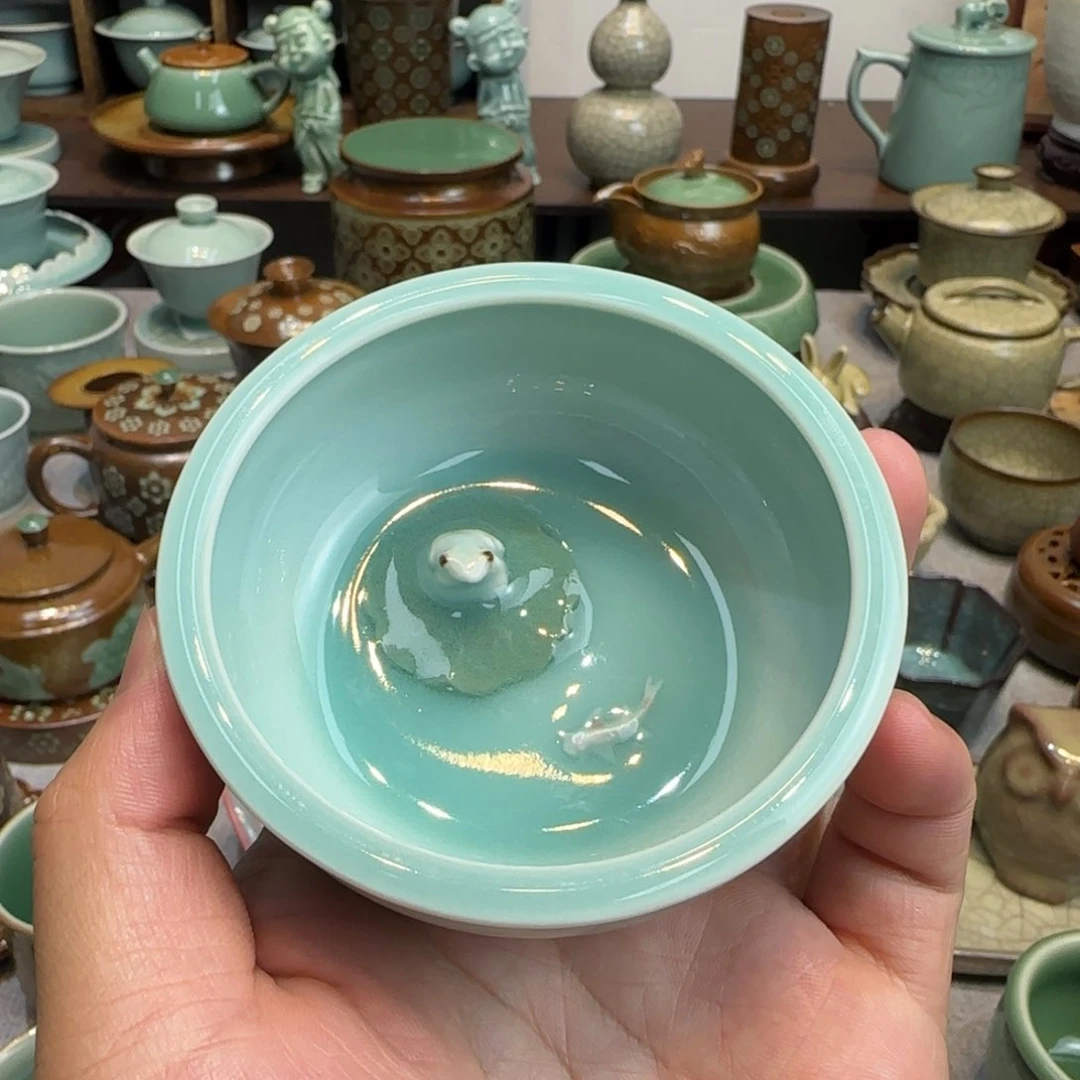 龙泉青瓷粉青主人杯