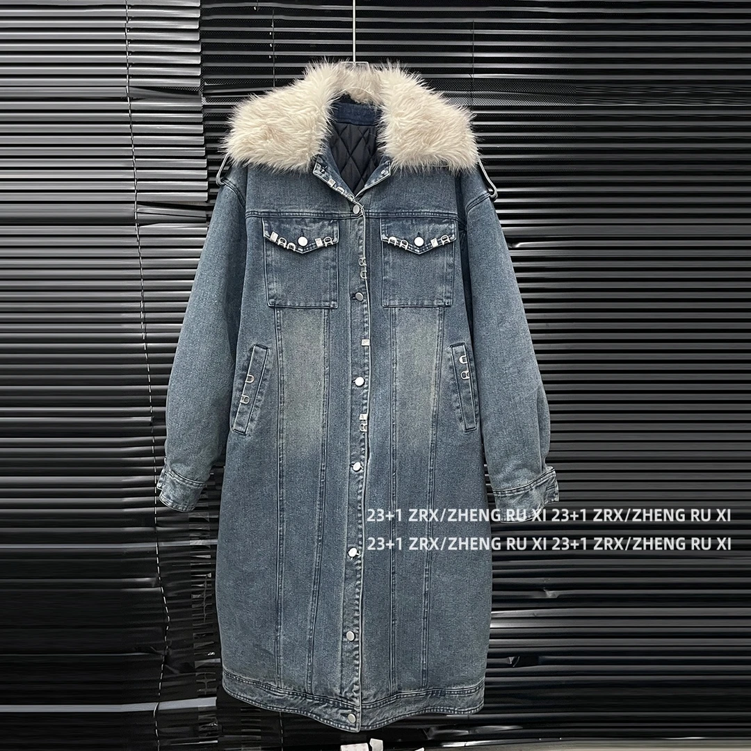 付新博女装长款牛仔棉衣女保暖时尚金属装饰加棉风衣棉服15294