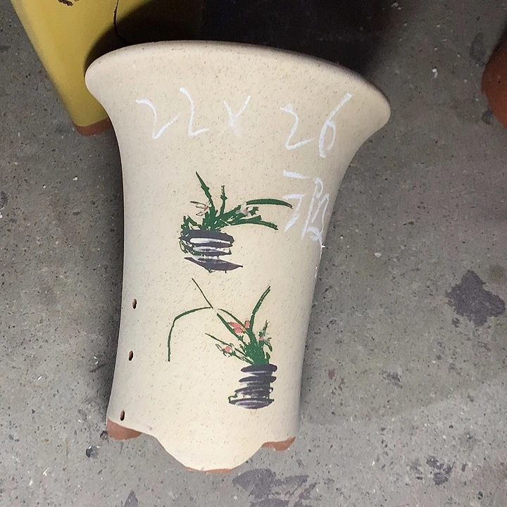 紫砂花盆紫砂的颜色很好看的