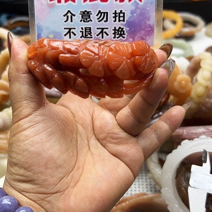 未镶嵌手镯石英岩玉