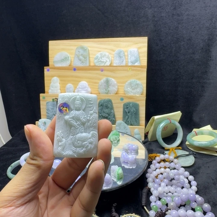 玛瑙/玉髓合金颈饰翡翠
