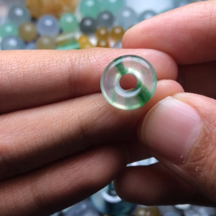 未镶嵌定制翡翠挂件