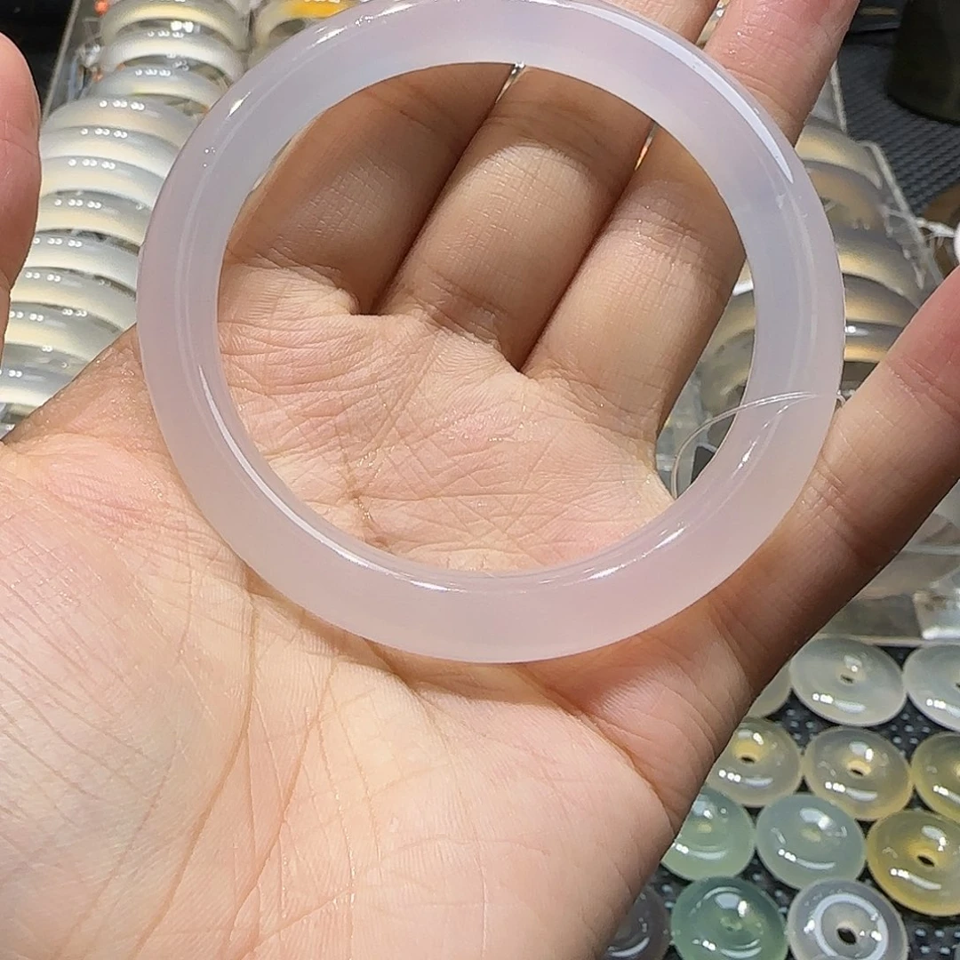 玛瑙/玉髓未镶嵌手镯56微包容