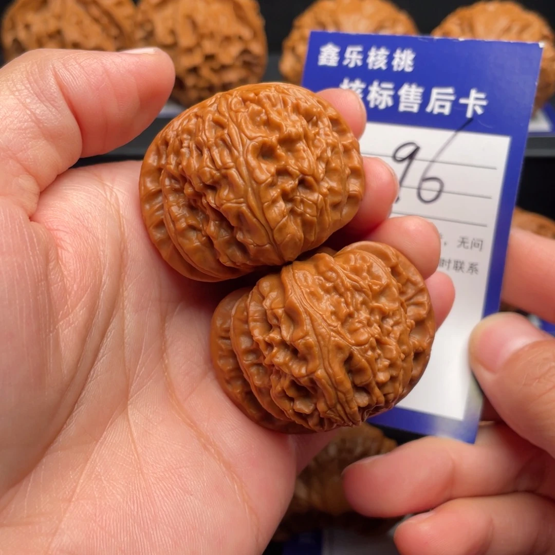 把件文玩核桃闷白狮子42尺96号