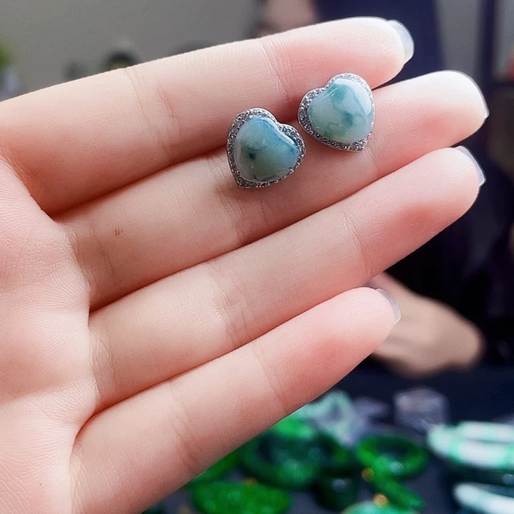 翡翠银S925镶嵌颈饰多样性