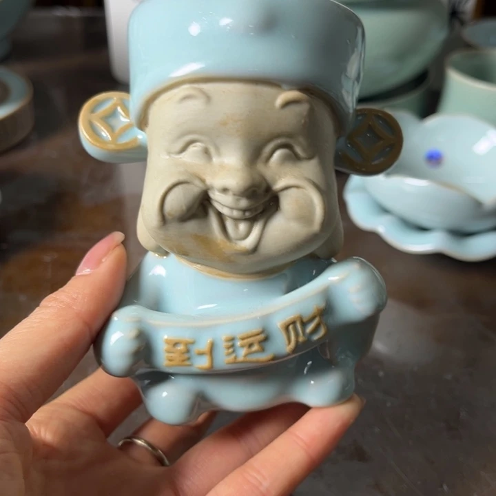 可可咯可可咯咯们摸哦
