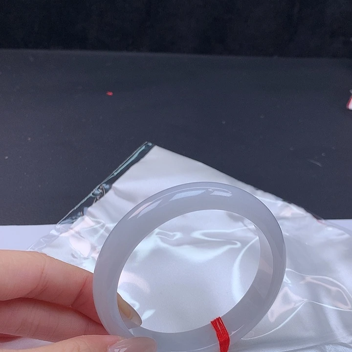 翡翠未镶嵌手镯58