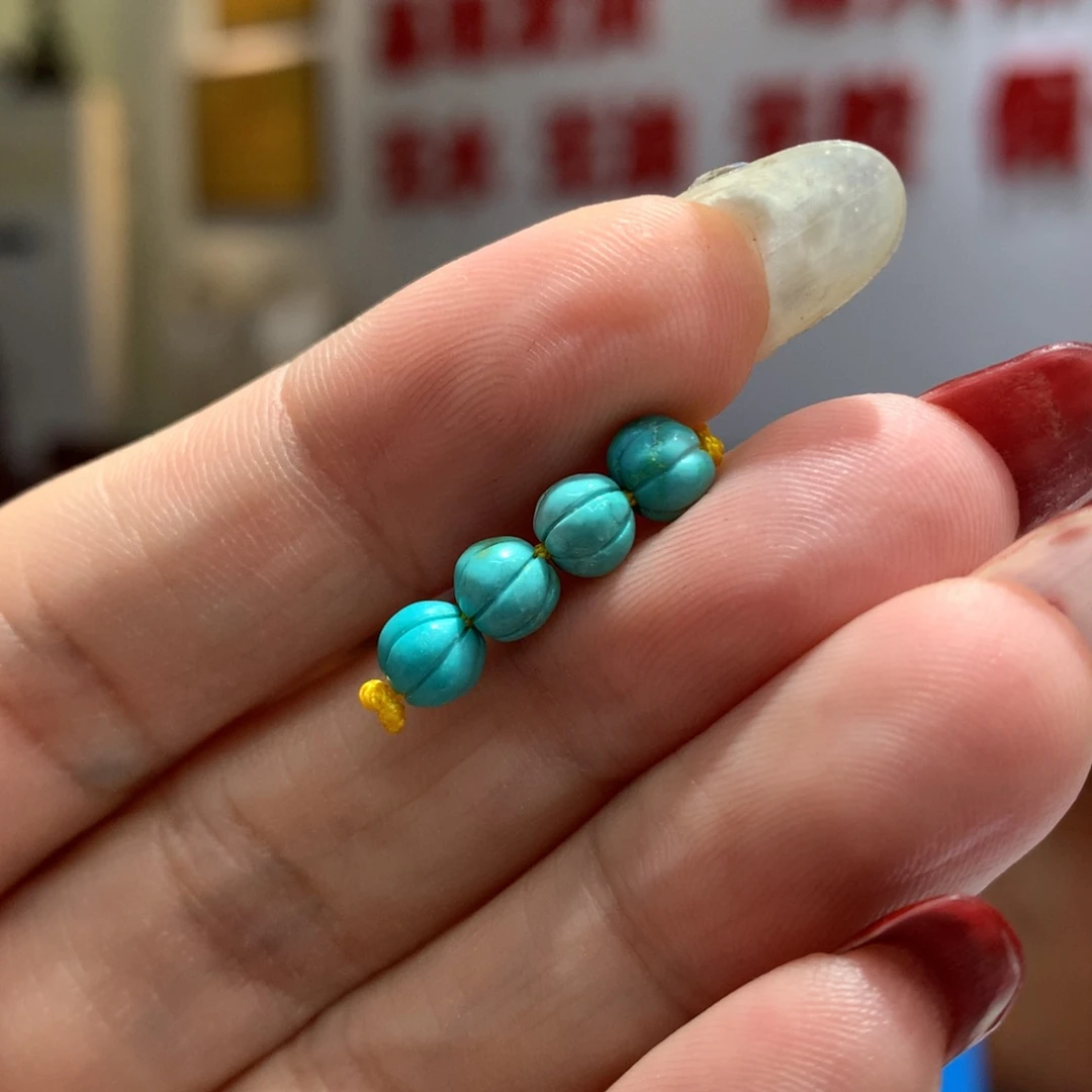 绿松石配饰未镶嵌