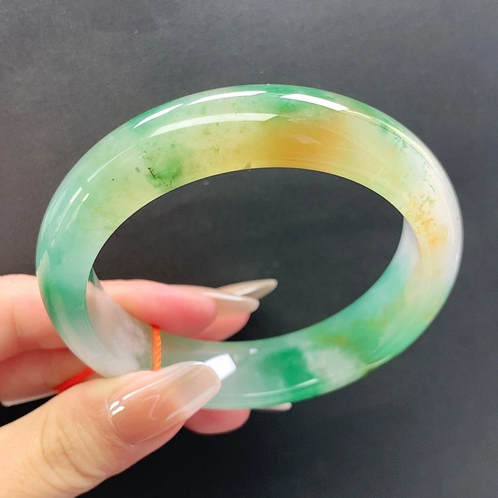 石英质玉未镶嵌手镯