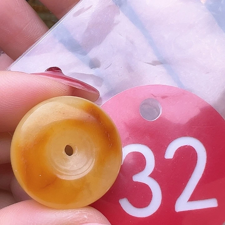 蜜蜡裸石未镶嵌微瑕 21.5/9mm 墩子