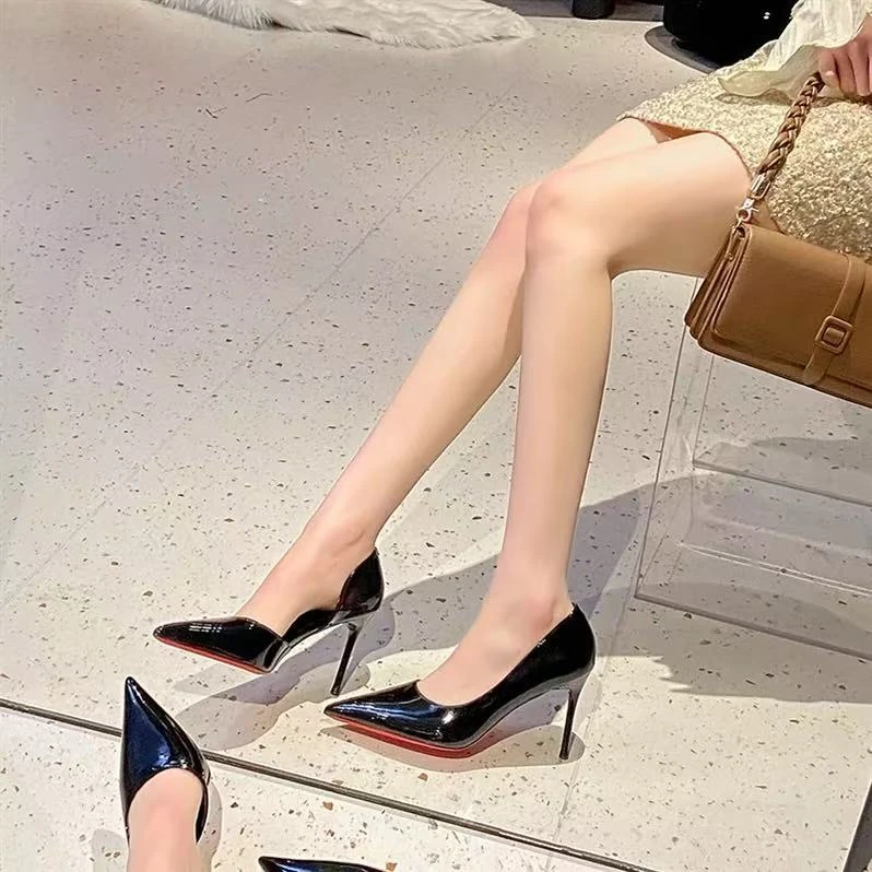 高跟鞋女细跟2025年新款红底鞋尖头浅口气质职业百搭单鞋W1025