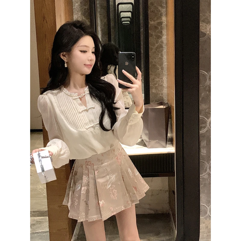 邱肉瑶 新中式国风刺绣短裙半身裙提花A字包臀百褶裙