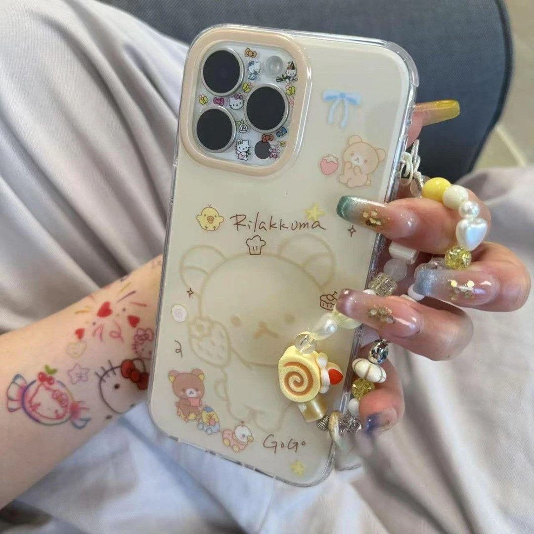 BANCA奶黄线条轻松熊手链适用苹果16/15手机壳华为vivo小米14oppo