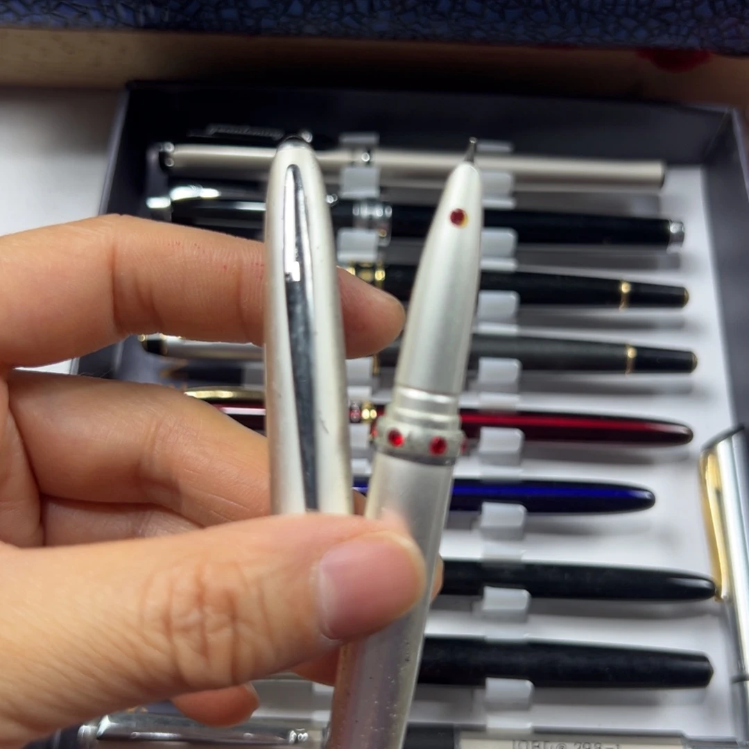 便携式金豪白色笔身有脱镀氧化瑕疵孤品