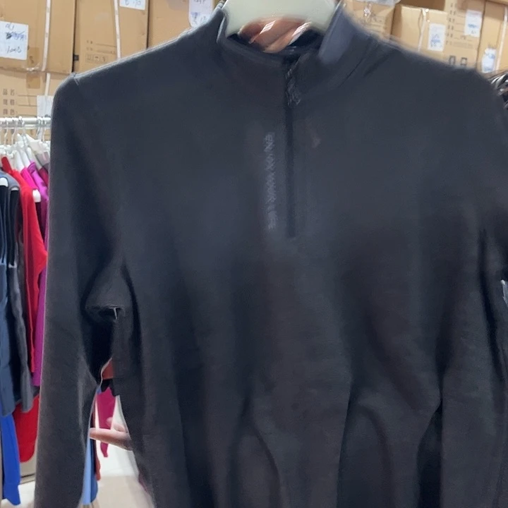 4115款灰色半拉链130卫衣斤以内