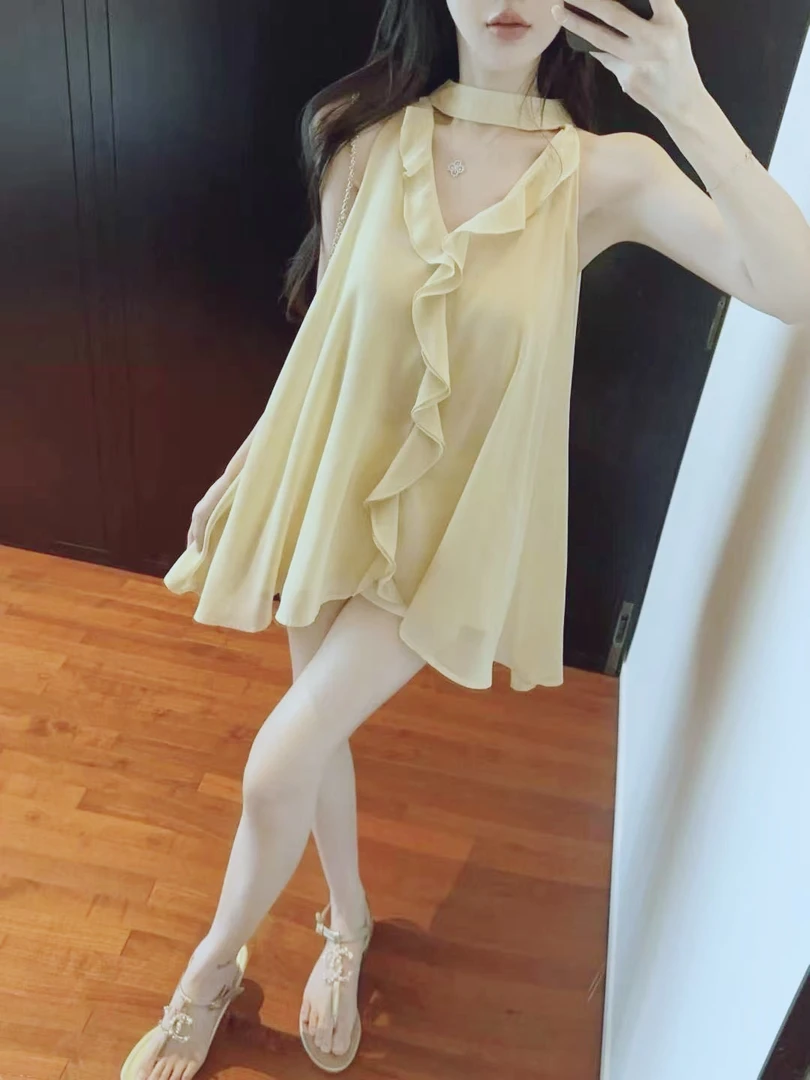 法式纯欲荷叶边围脖飘带挂脖设计感小衫女夏季镂空宽松型百搭上衣