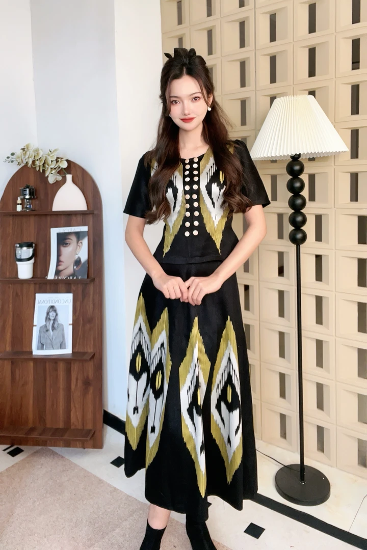 AYFER和田艾德莱斯两件套春秋款