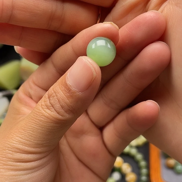 和田玉（糖玉）未镶嵌手链