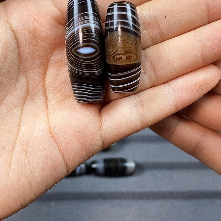 悉***多合金玛瑙/玉髓珠宝半成品