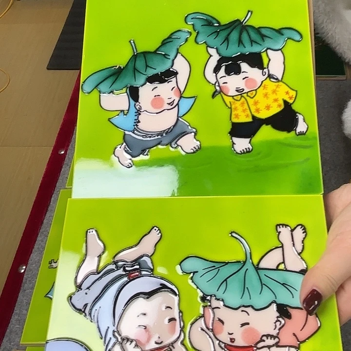 用***3瓷板画头顶荷叶➕斗鱼