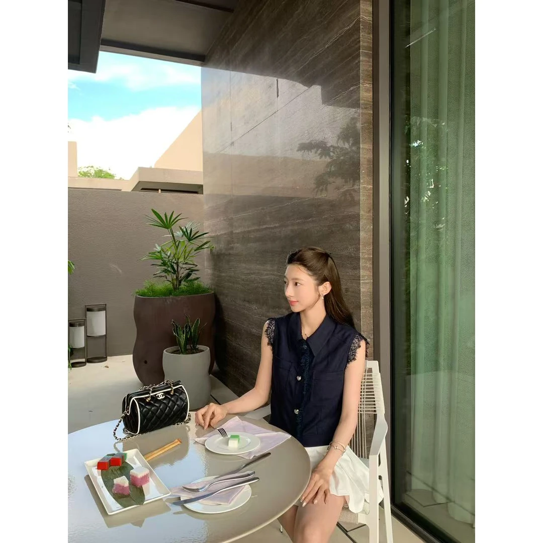 【盒子专享】尤物 翻领口袋蕾丝花边无袖衬衫