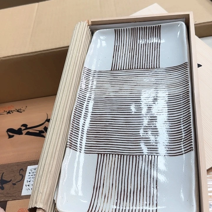 I****i瓷器。 瓷器。  瓷器。