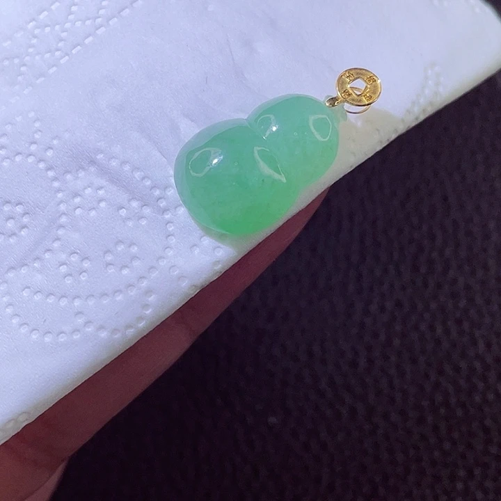 颈饰18K金镶嵌翡翠翡翠