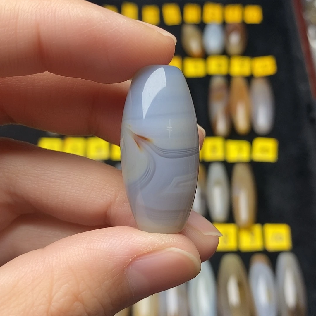 用***3玛瑙/玉髓未镶嵌颈饰