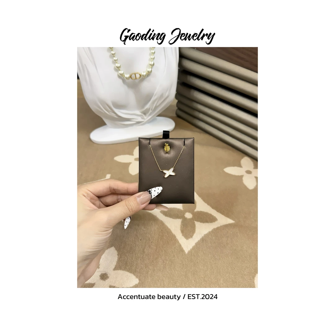 《WW》白色X气质时尚百搭小蛮腰轻奢镶嵌简约经典项围巾S05