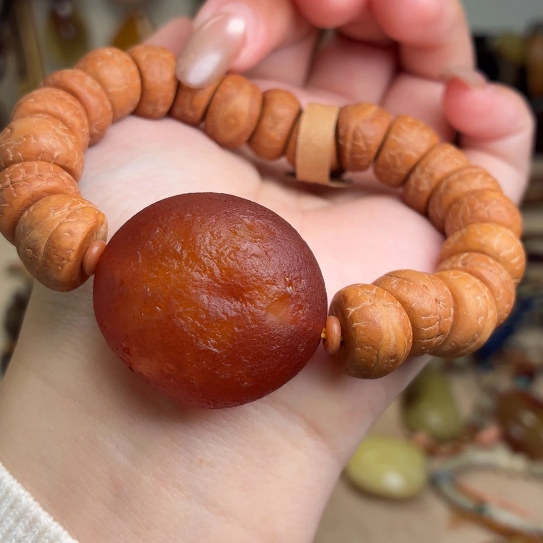 琥珀未镶嵌颈饰海漂