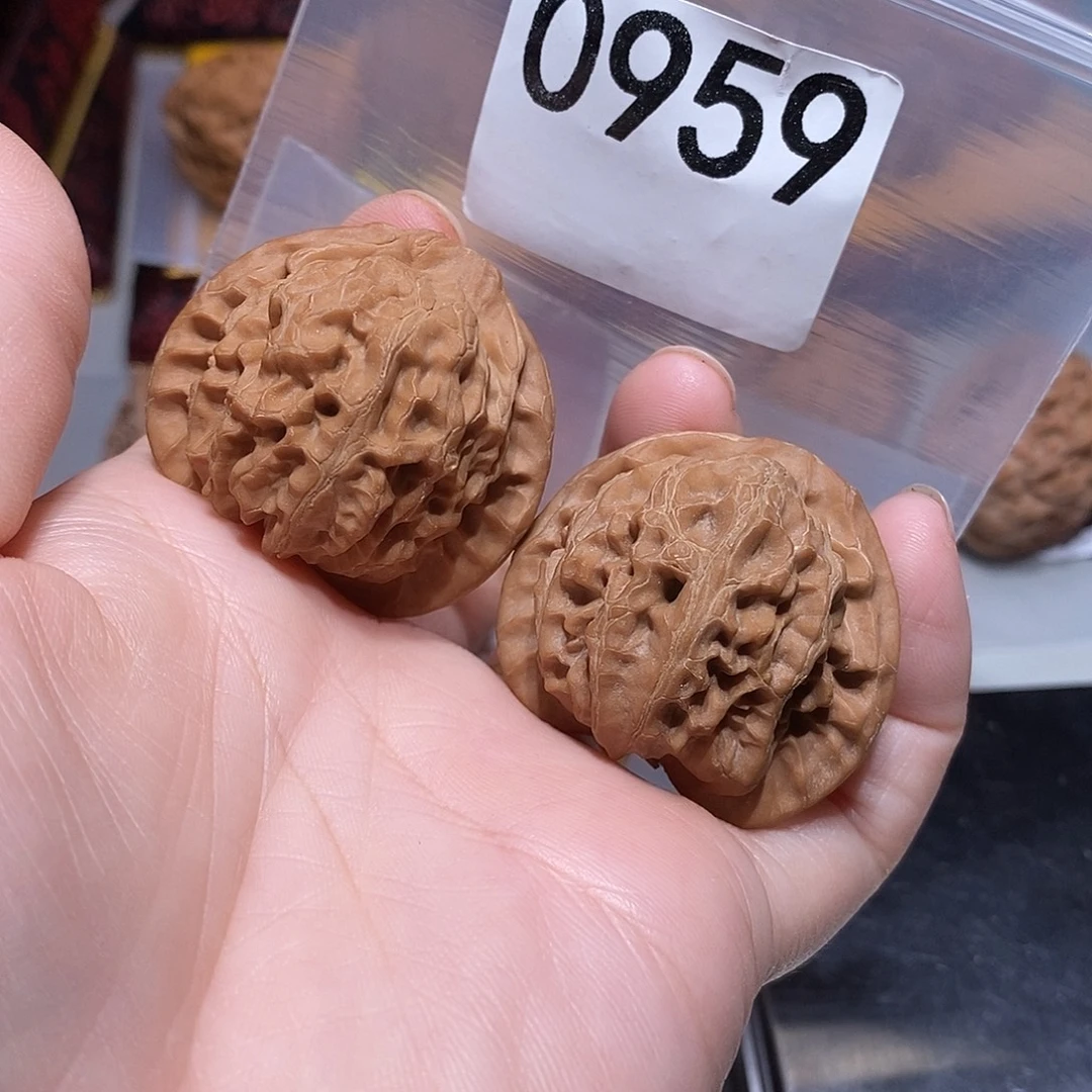 得***缘吊坠桃核39宫灯……