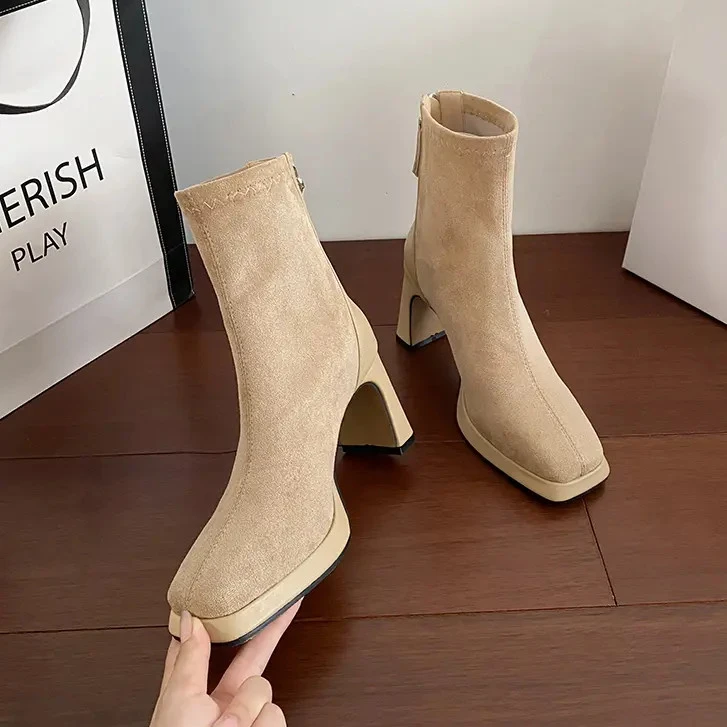 防水台绒面高跟短靴女2025新款秋冬粗跟方头弹力瘦瘦靴英伦风网红