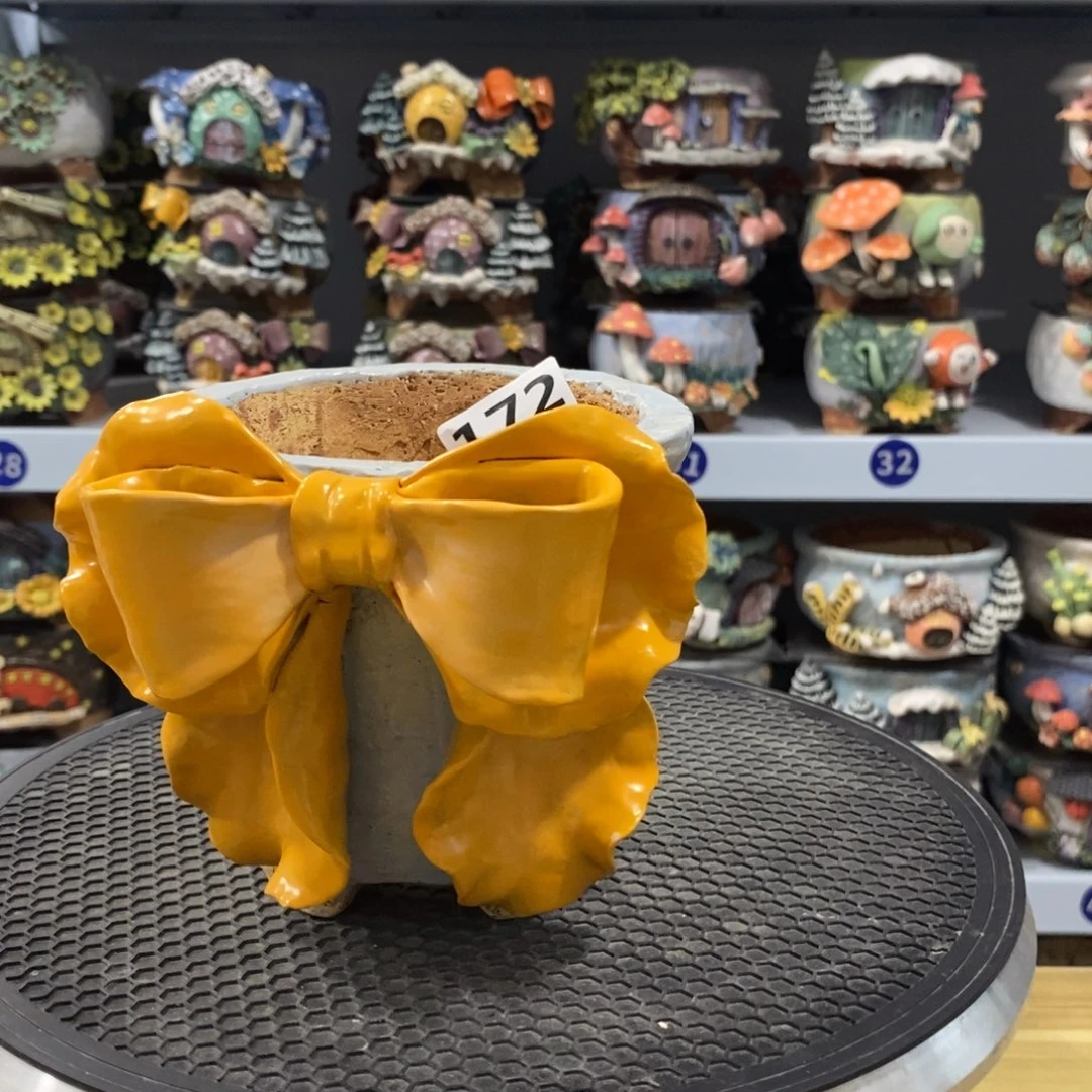 红陶白狐粗陶手捏盆