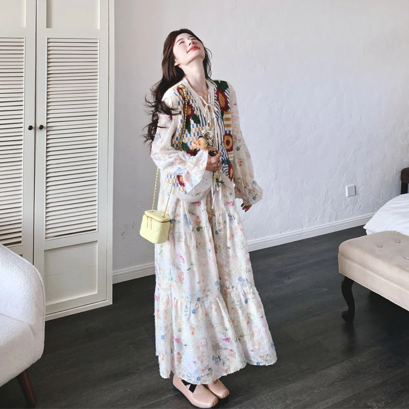 法式浪漫风套装裙女2025早春新款太阳花针织马甲碎花连衣裙两件套