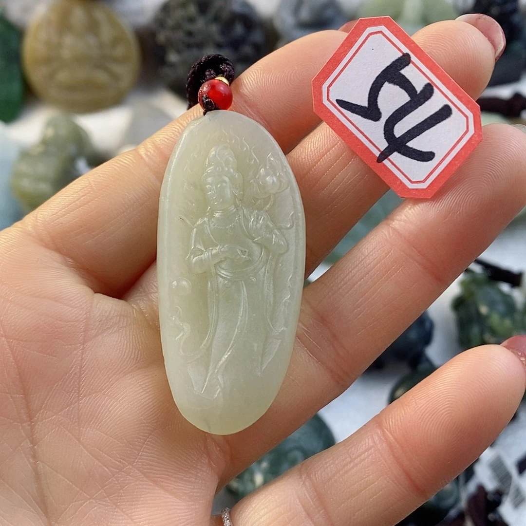 和田玉（糖玉）颈饰未镶嵌