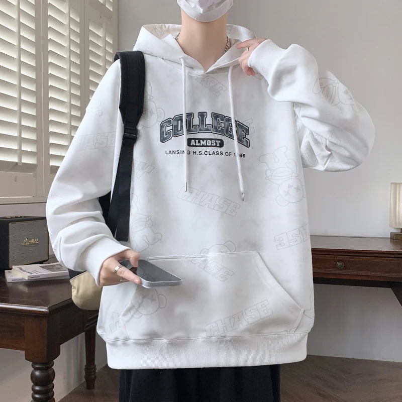 2025秋季青少年连帽印花卫衣宽松舒适韩版个性男生百搭款套头卫衣