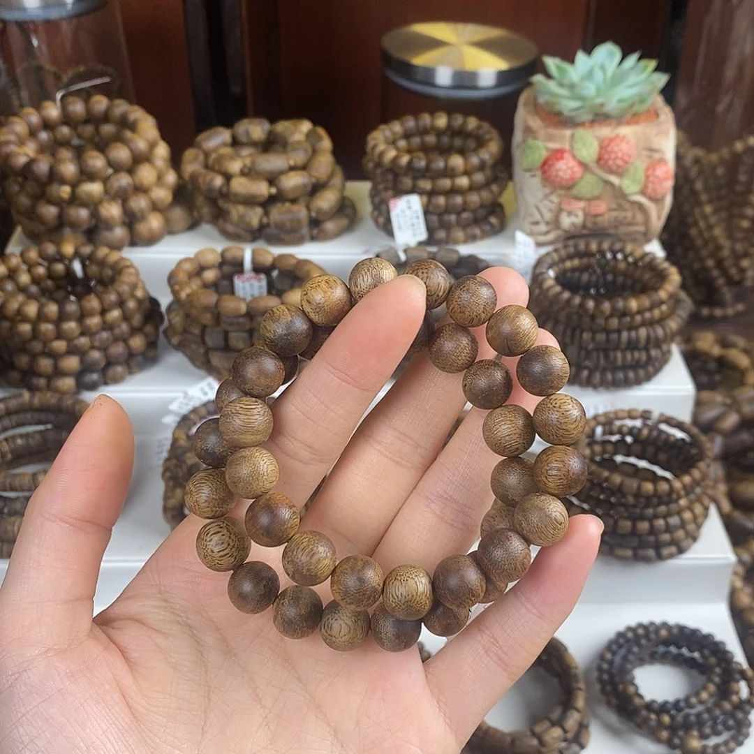 手串沉香海南透顶绿1.1圆珠单圈 多样性发一
