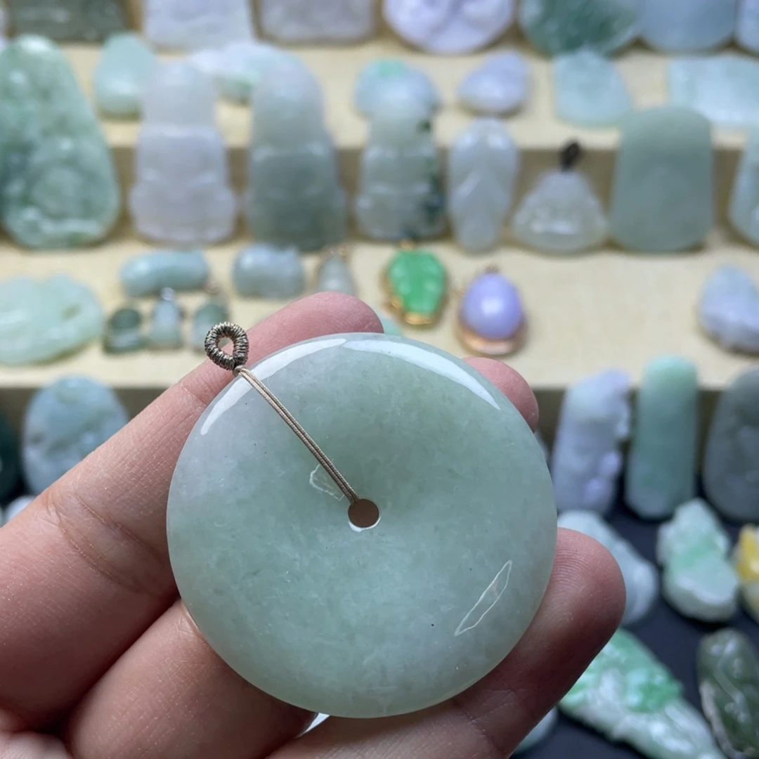 翡翠未镶嵌颈饰纯天然翡翠