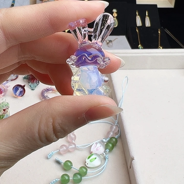 琉璃吊坠(不含链)趣****）兔子菇