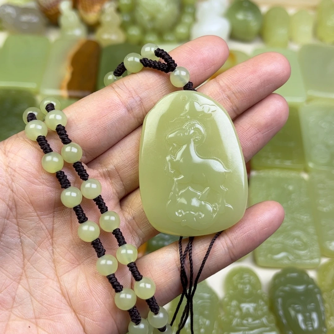新疆昆仑山料小羊