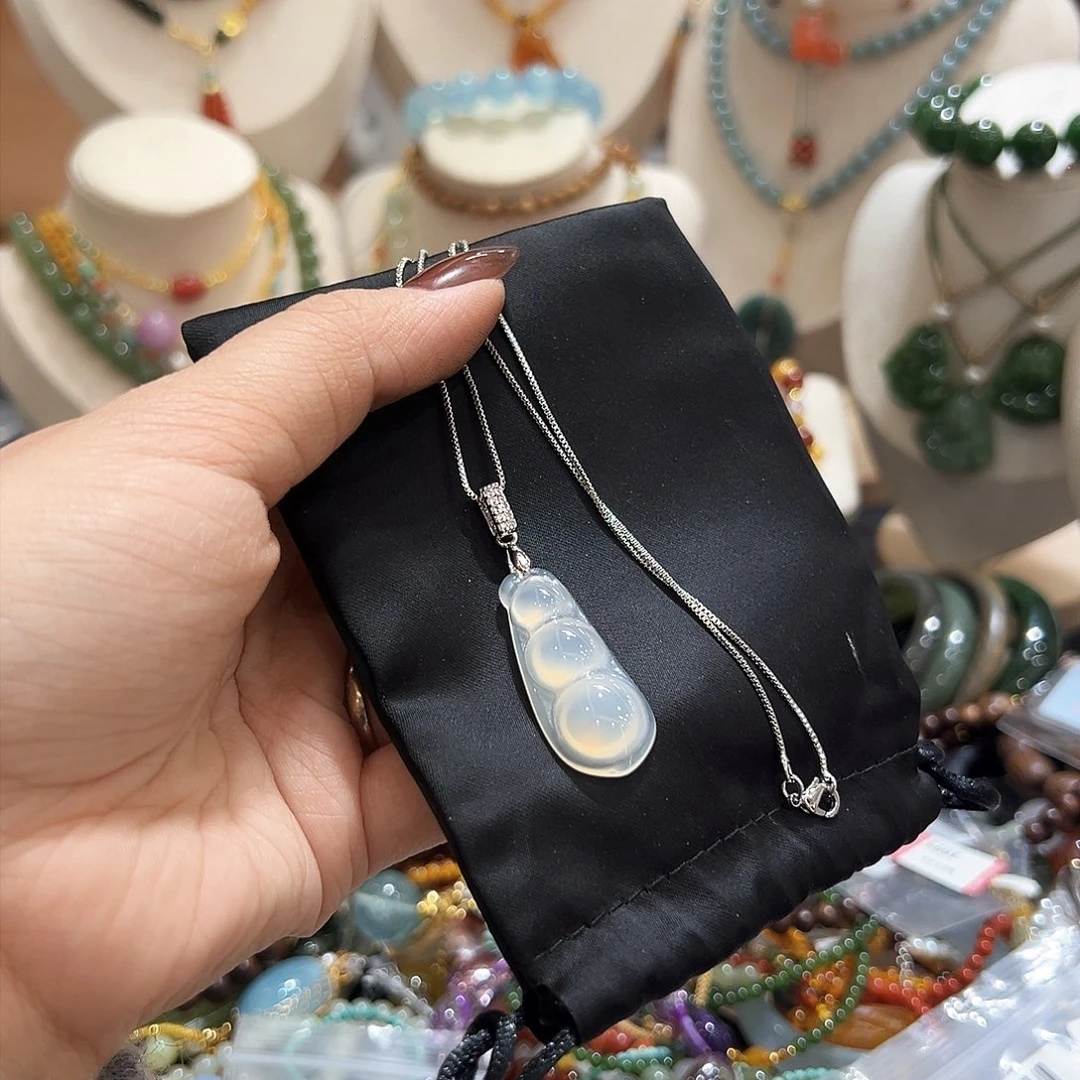 未镶嵌颈饰玛瑙/玉髓k****