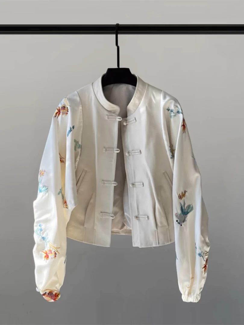 新款真皮皮衣女短款绵羊皮单排扣皮夹克刺绣拼接盘扣外套女