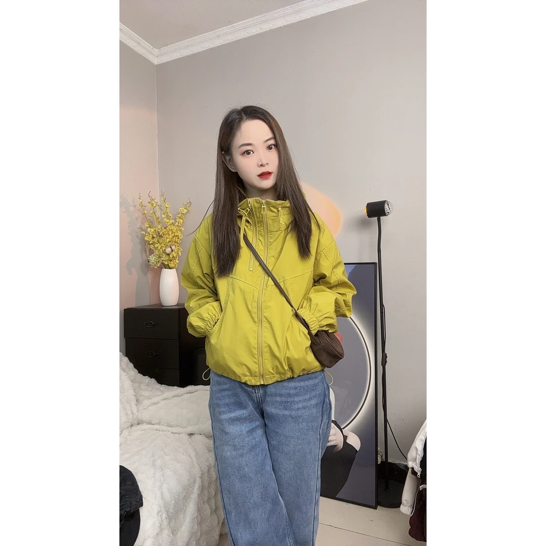 时尚宽松春季冲锋衣2025新款百搭上衣常规款外套长袖女