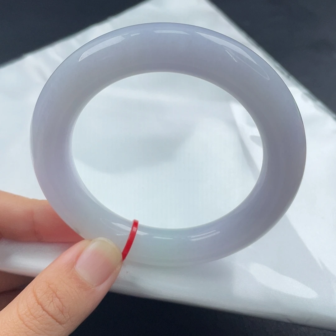 翡翠未镶嵌手镯（圆镯）55.4圈