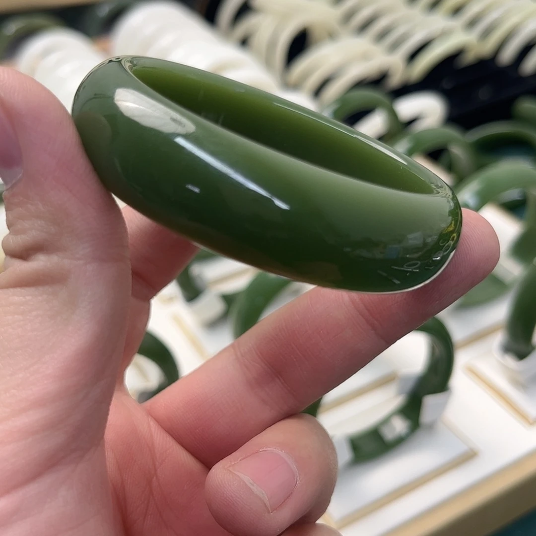 和田玉（糖玉）手镯未镶嵌456号56圈口