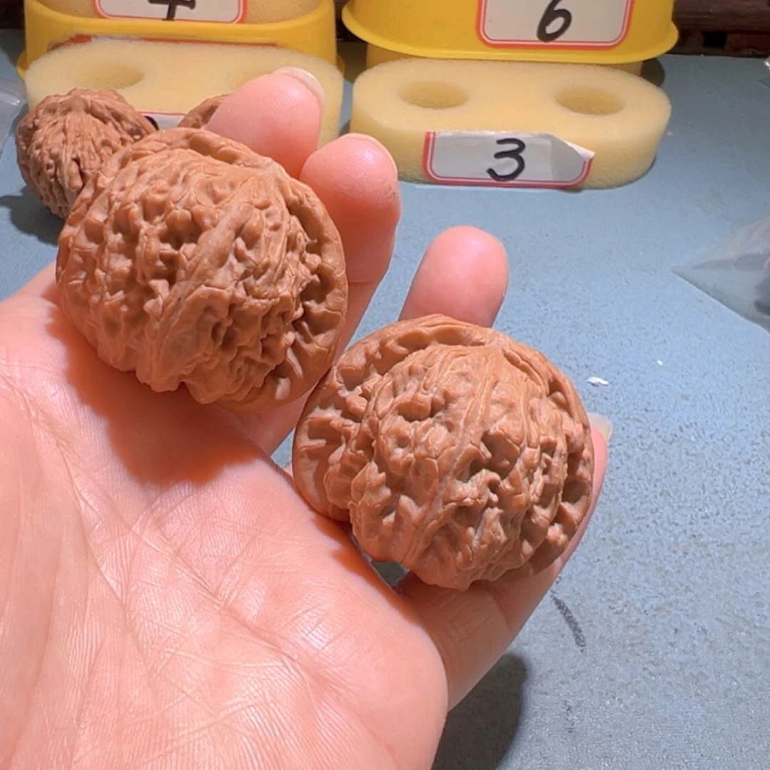 文玩核桃把件闷白41