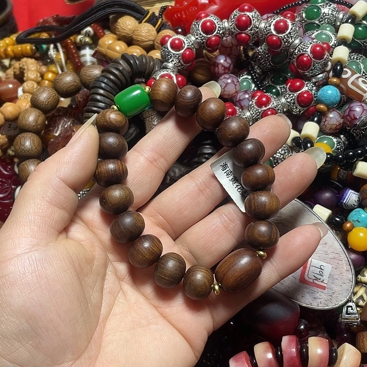 琉璃/树脂/塑料类