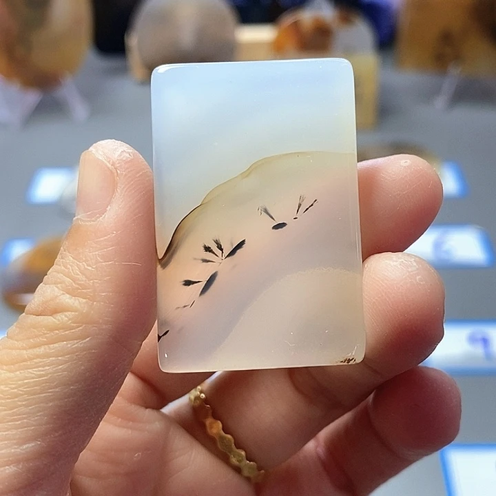 玛瑙/玉髓未镶嵌珠宝半成品